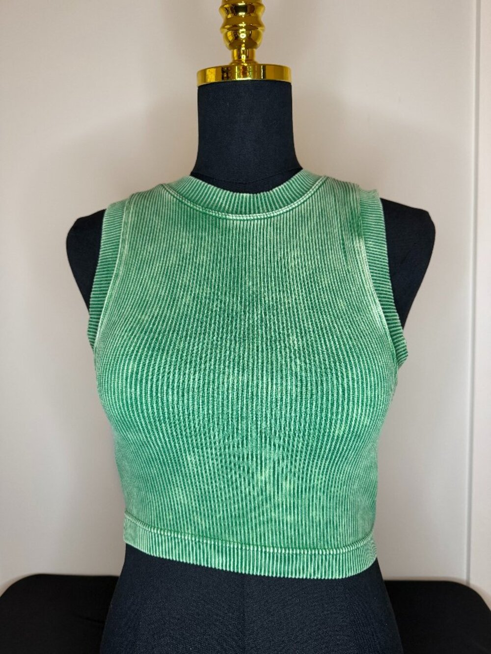 NWT (L/XL) Zenana High Crew Ribbed Tank